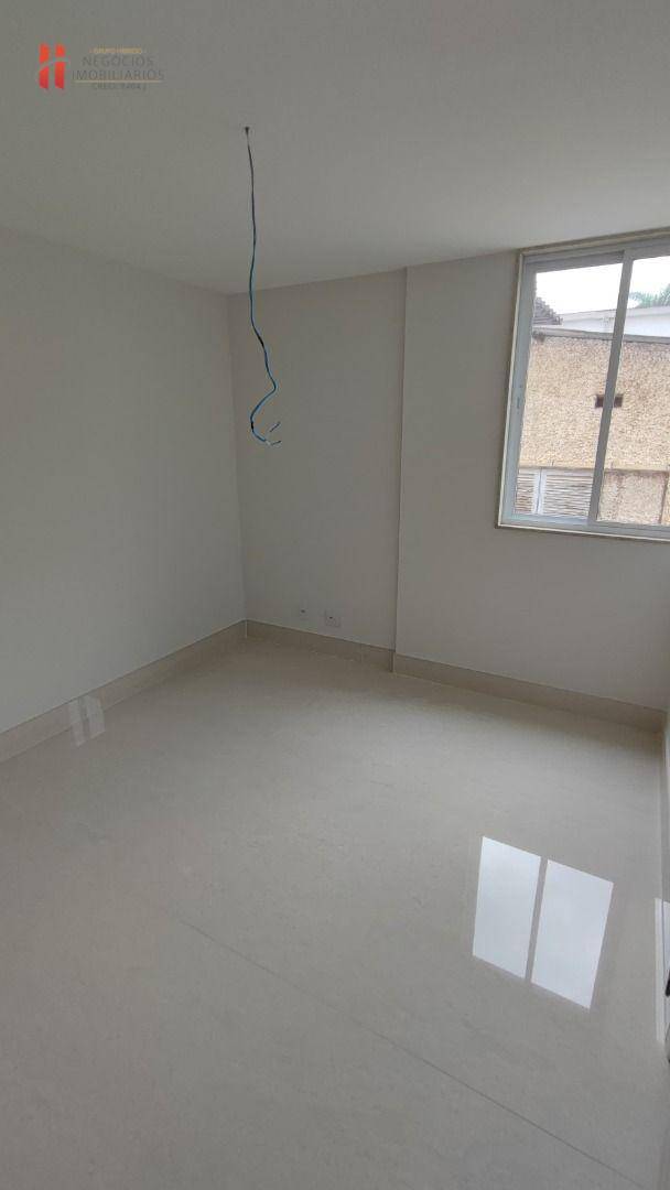 Apartamento à venda com 4 quartos, 227m² - Foto 36