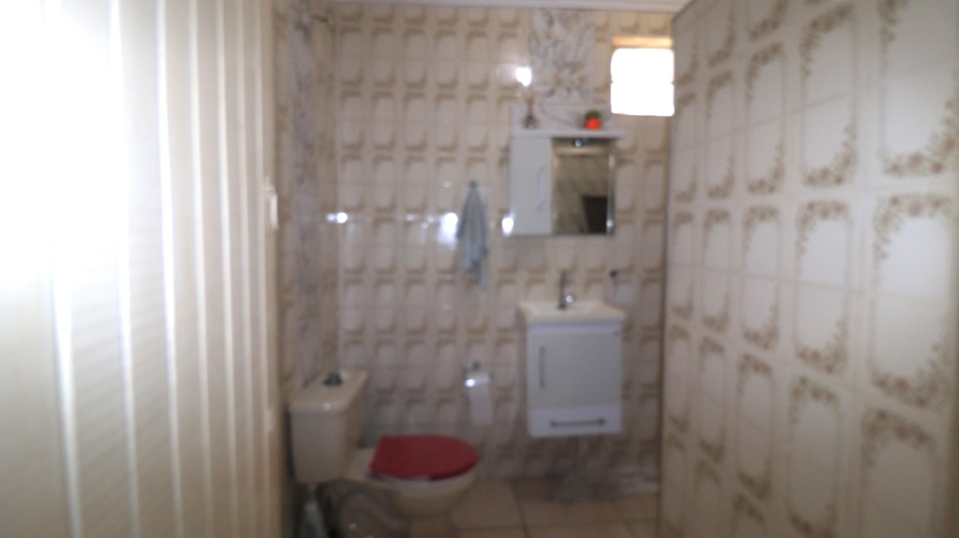 Casa para alugar com 2 quartos, 100m² - Foto 9