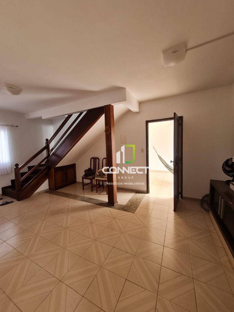 Casa para alugar com 3 quartos, 140m² - Foto 13