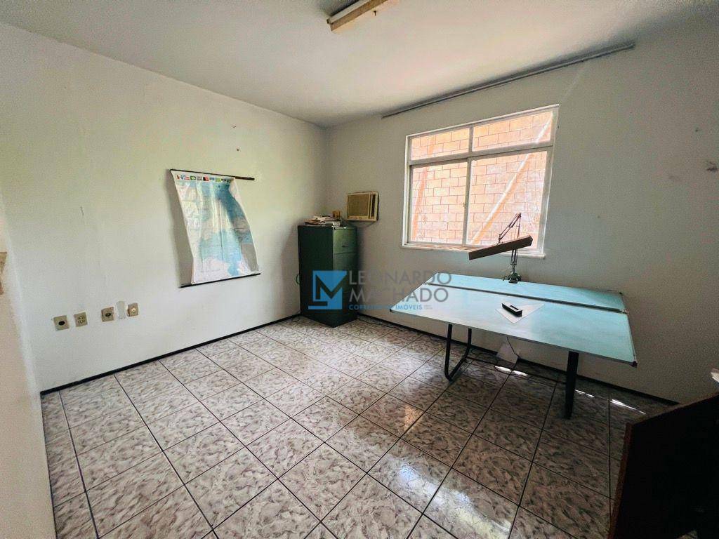 Casa, 5 quartos, 350 m² - Foto 5