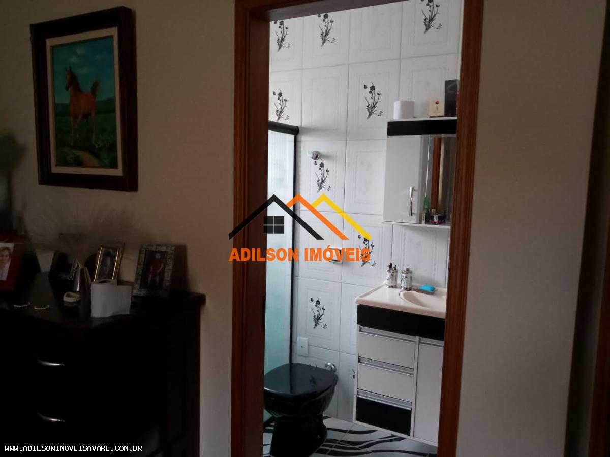 Casa à venda com 3 quartos, 250m² - Foto 18