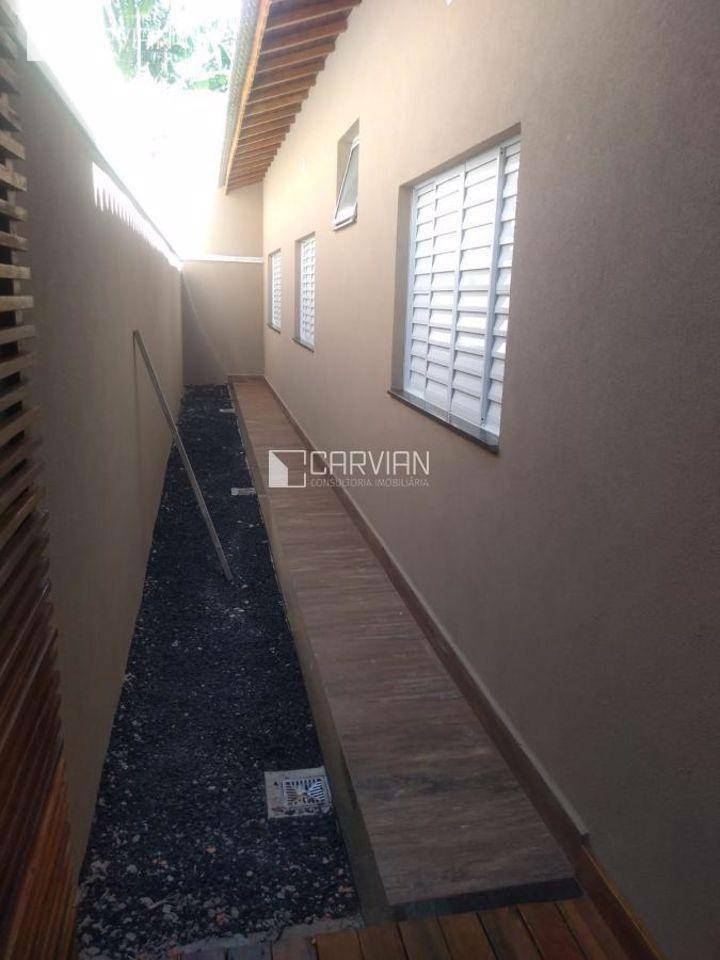 Casa de Condomínio à venda com 3 quartos, 150m² - Foto 1