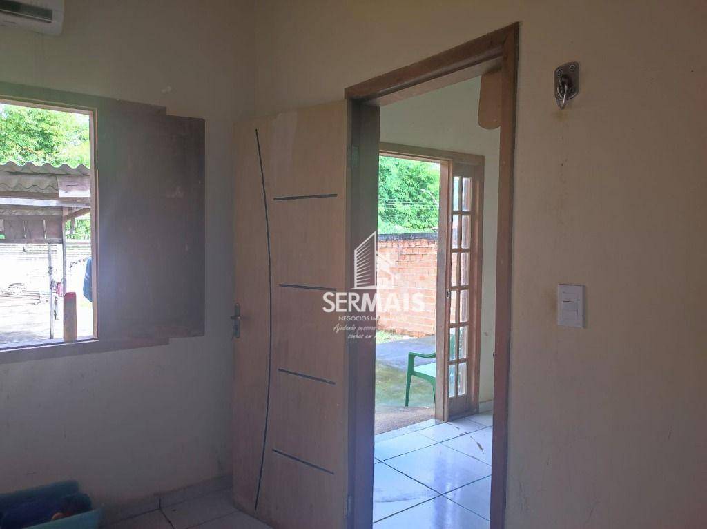 Casa à venda com 2 quartos, 300m² - Foto 6