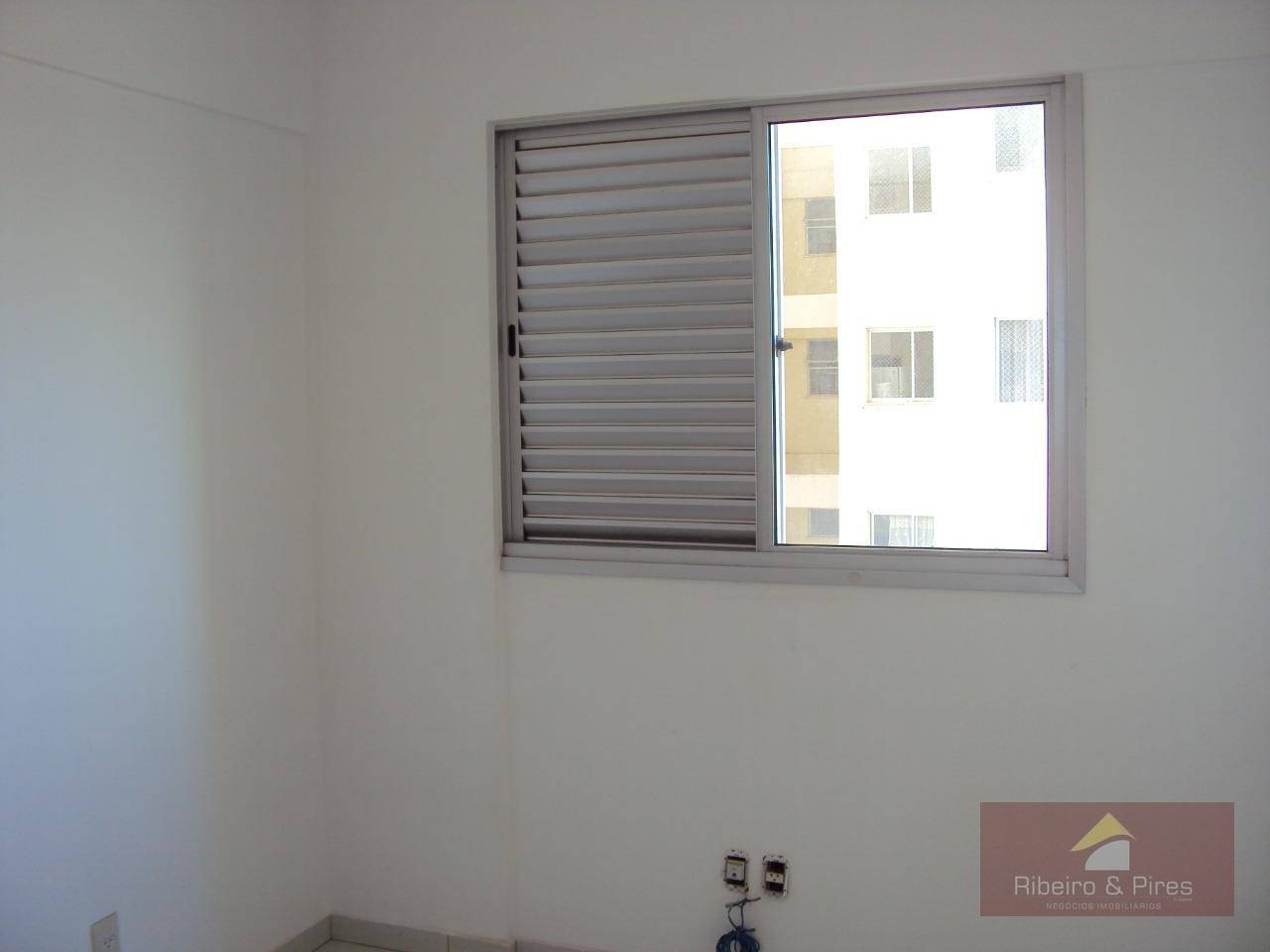 Apartamento à venda com 3 quartos, 74m² - Foto 4