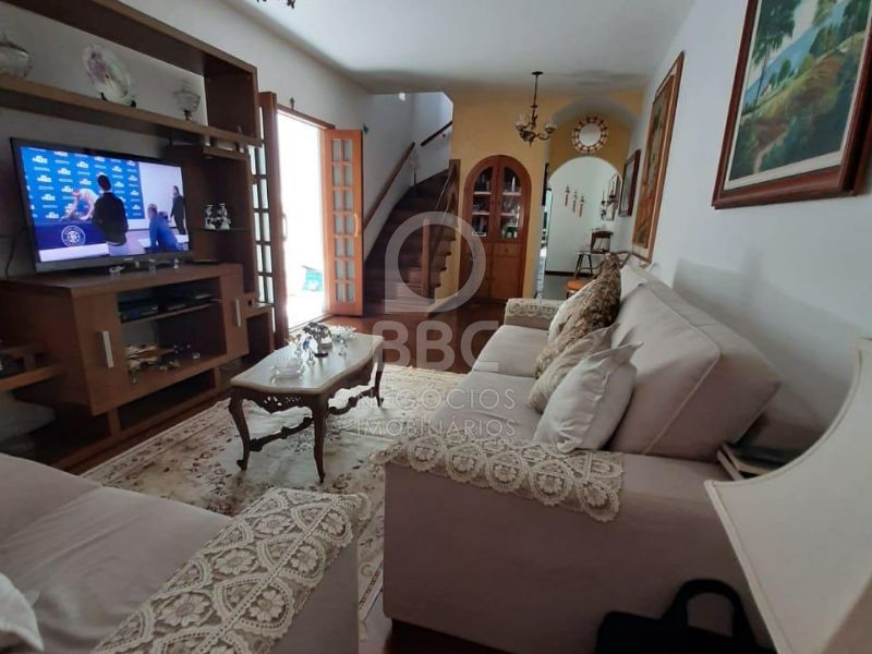 Sobrado à venda com 3 quartos, 150m² - Foto 4