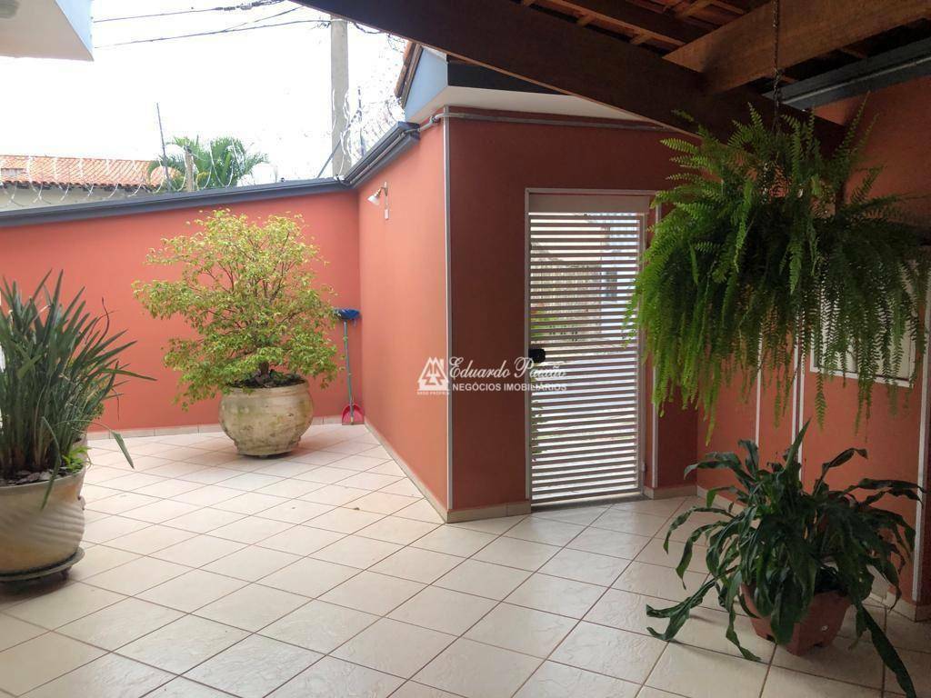 Casa à venda com 3 quartos, 260m² - Foto 5