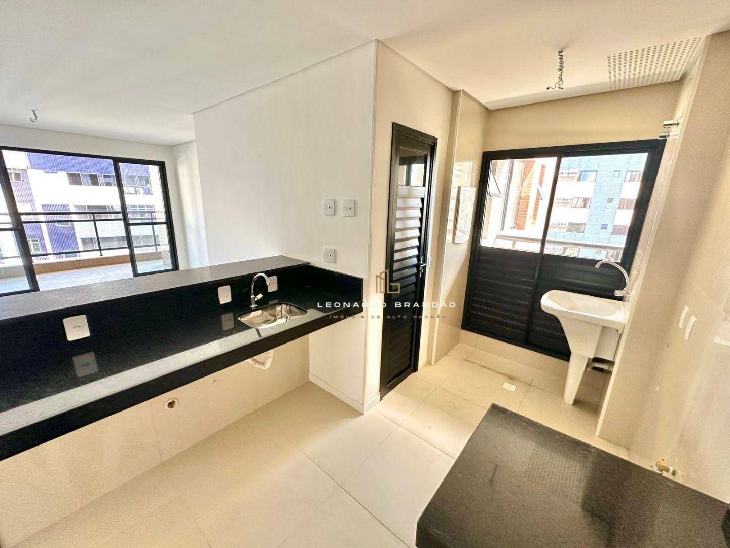 Apartamento à venda com 3 quartos, 81m² - Foto 17