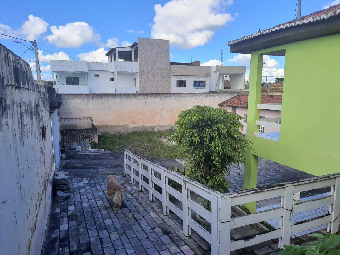 Casa à venda com 1 quarto, 800m² - Foto 7