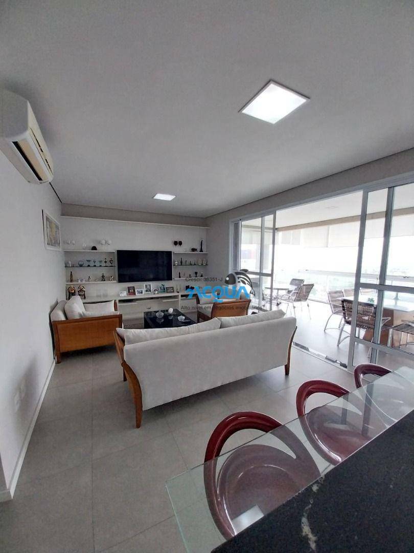 Apartamento à venda com 3 quartos, 135m² - Foto 6