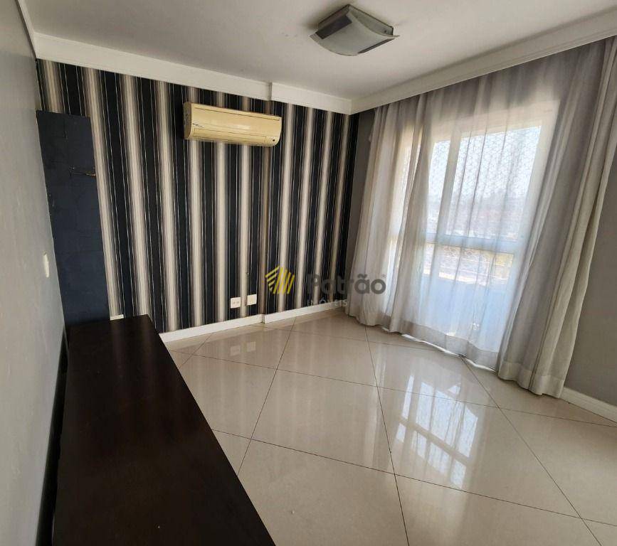 Apartamento à venda com 3 quartos, 106m² - Foto 4