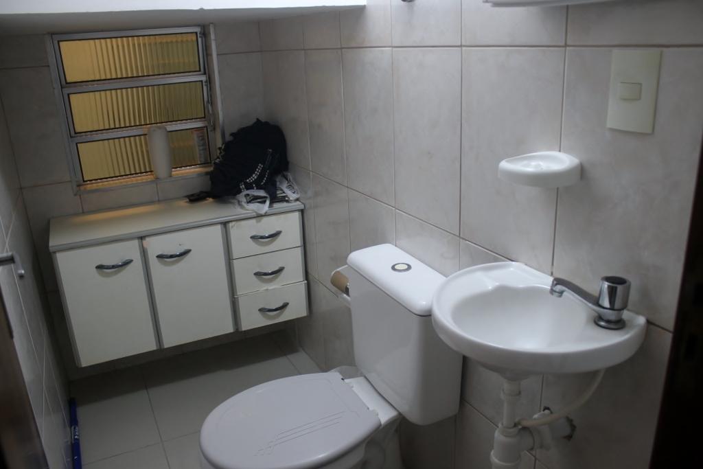 Sobrado à venda com 3 quartos, 200m² - Foto 8