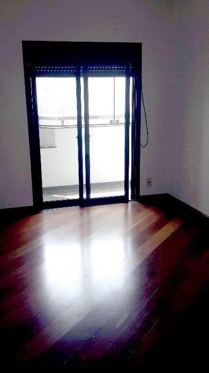 Apartamento à venda com 3 quartos, 300m² - Foto 29