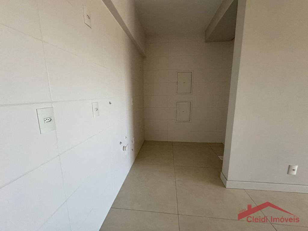 Apartamento para alugar com 1 quarto, 47m² - Foto 22