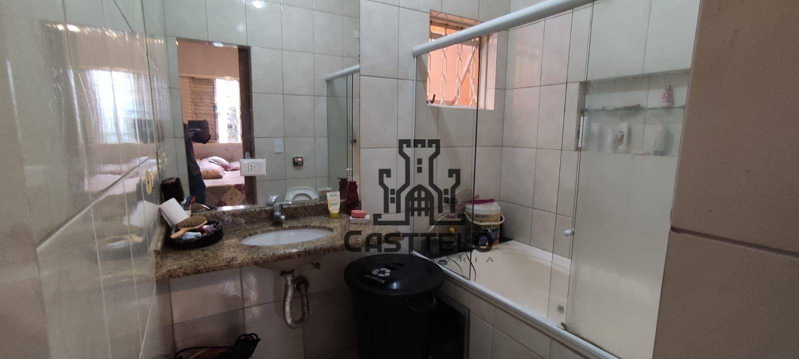 Casa à venda com 4 quartos, 155m² - Foto 13