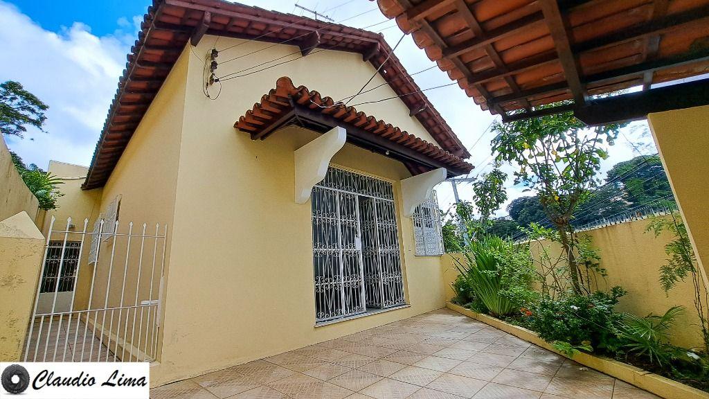 Casa à venda com 2 quartos, 185m² - Foto 1