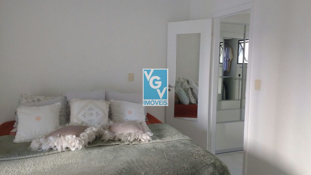 Apartamento à venda com 3 quartos, 140m² - Foto 6