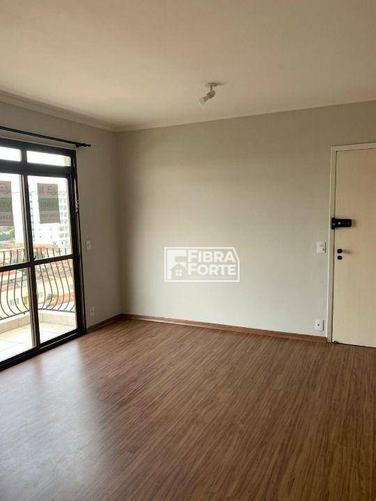 Apartamento à venda com 2 quartos, 72m² - Foto 3