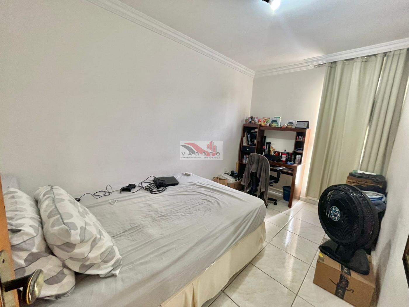 Casa à venda com 2 quartos, 8m² - Foto 12