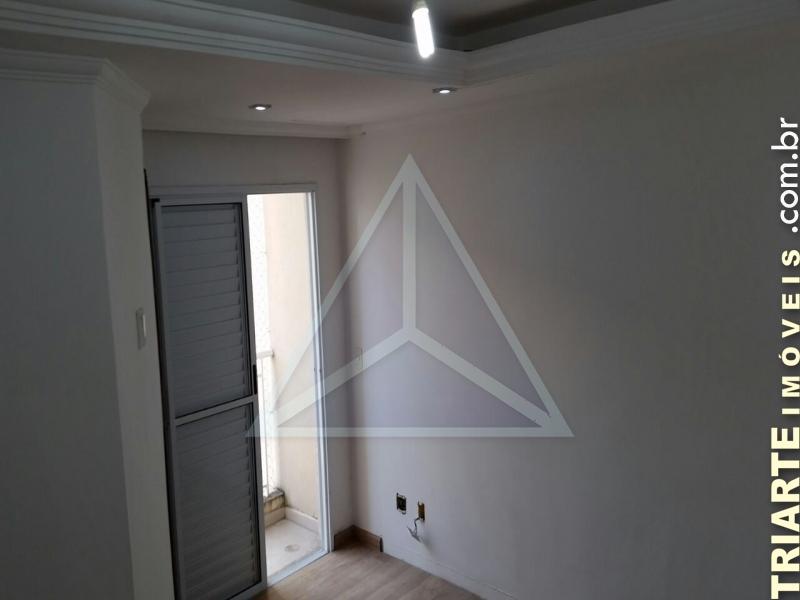 Apartamento à venda com 2 quartos, 72m² - Foto 3