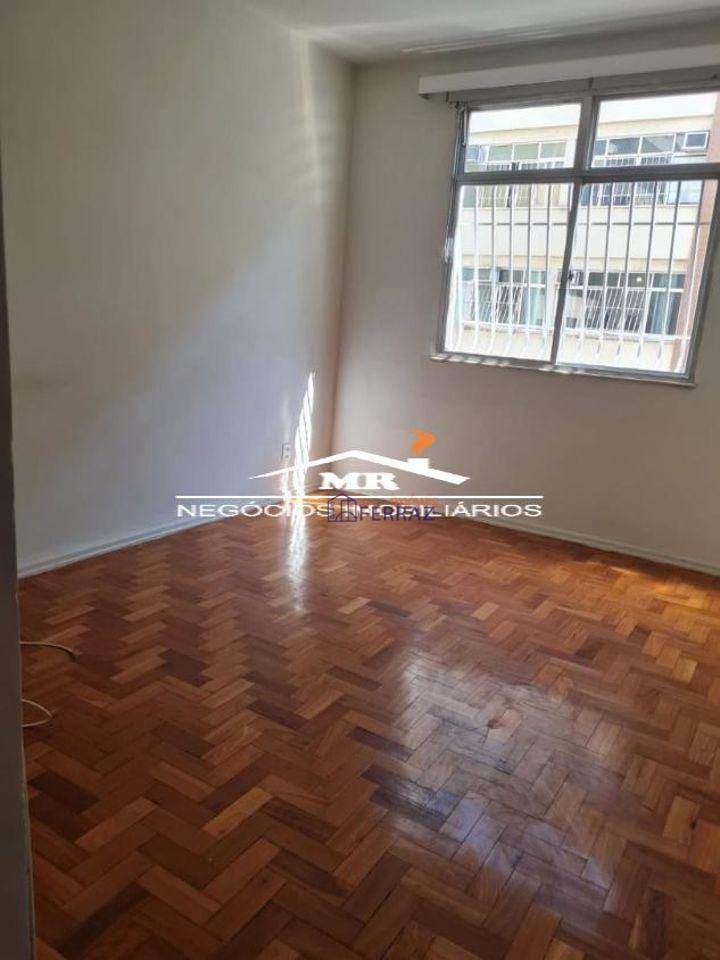 Apartamento à venda com 2 quartos, 93m² - Foto 17