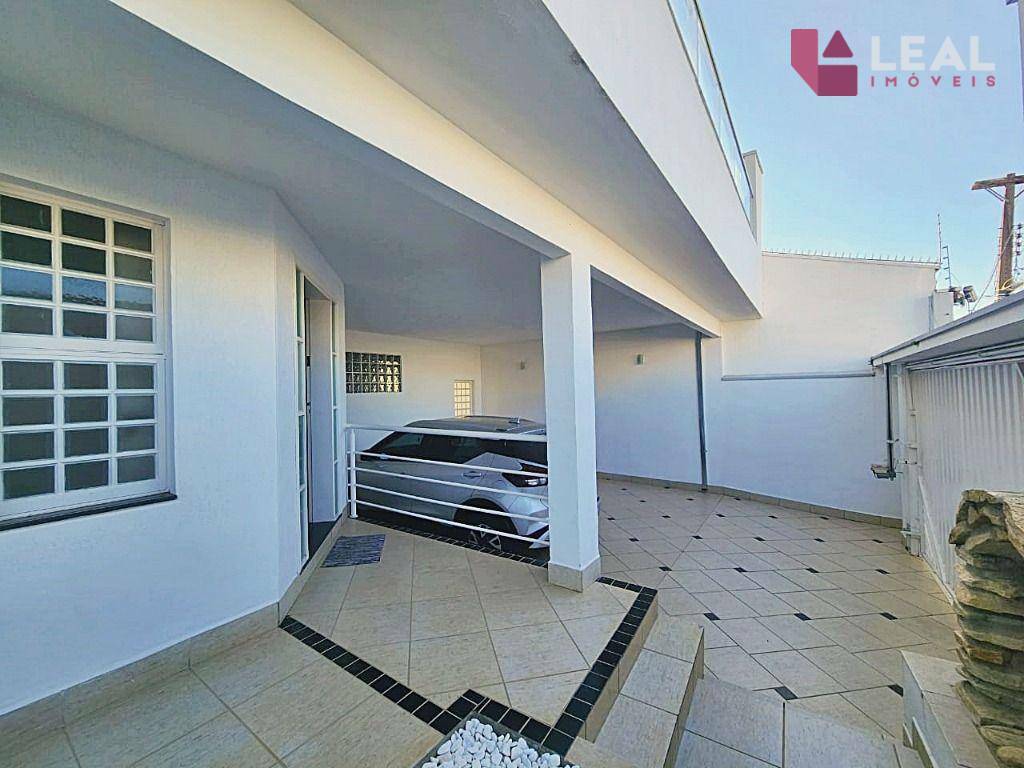 Casa à venda com 4 quartos, 346m² - Foto 23