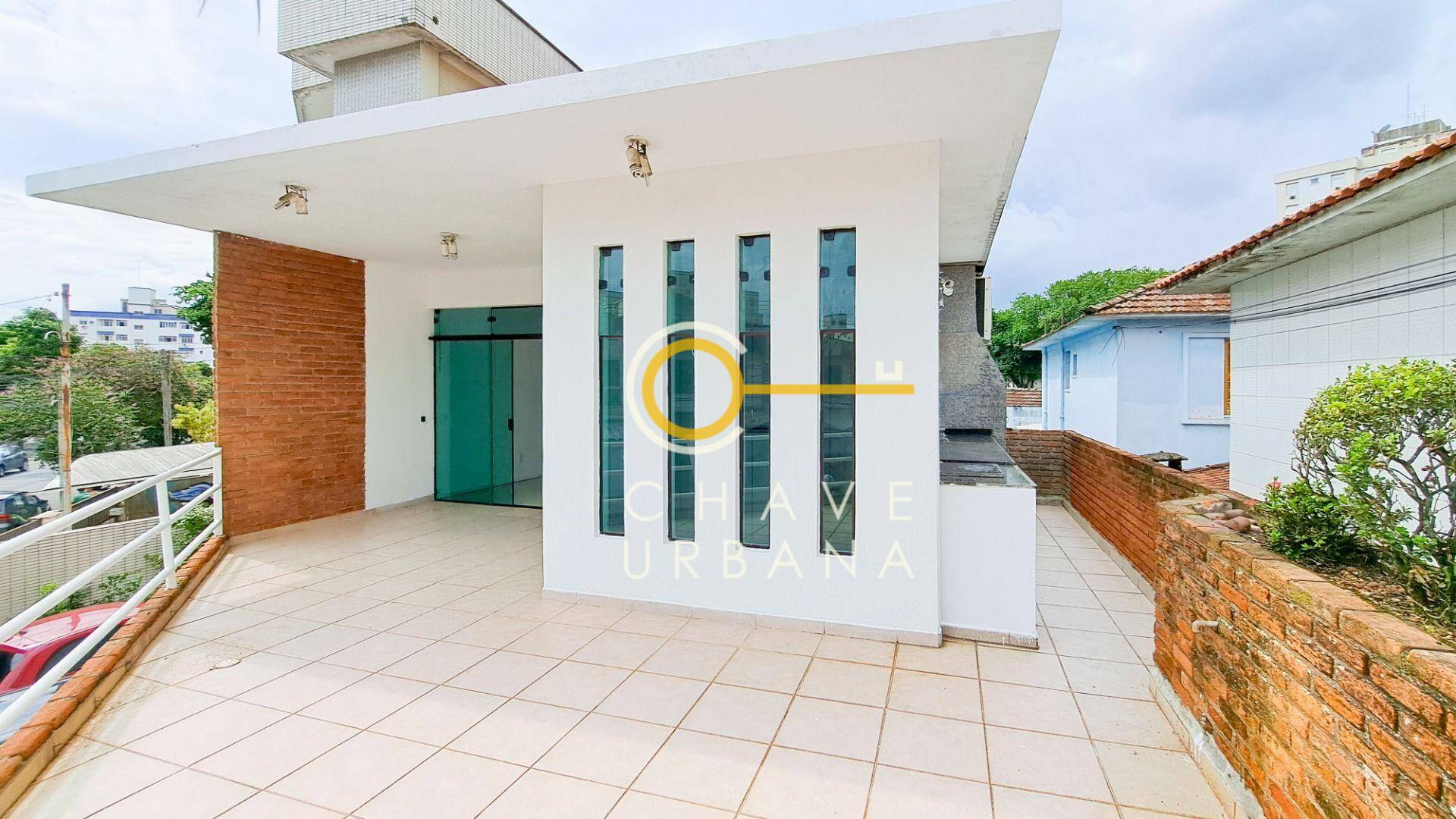 Casa à venda com 3 quartos, 175m² - Foto 1