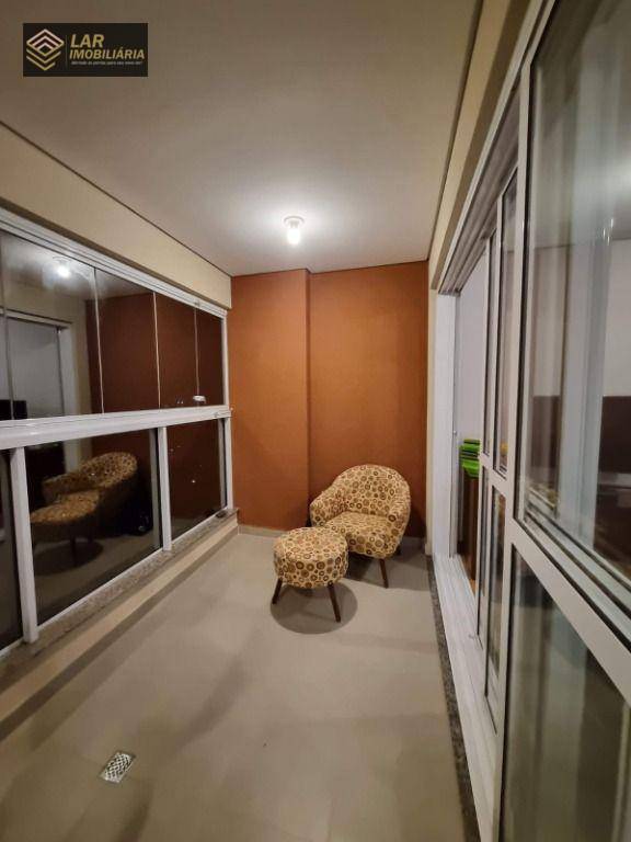 Apartamento à venda com 3 quartos, 111m² - Foto 1