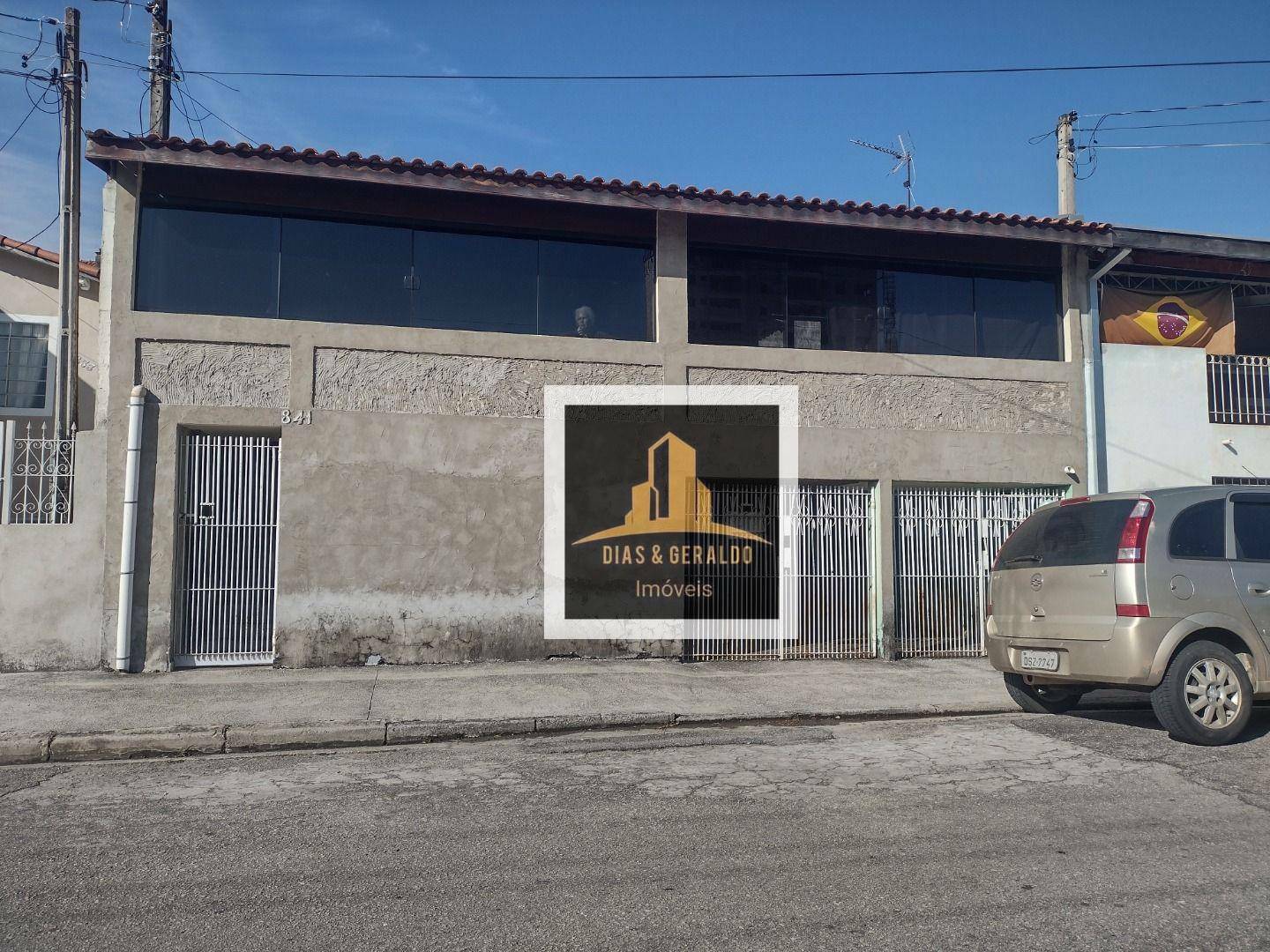 Casa, 4 quartos, 98 m² - Foto 1