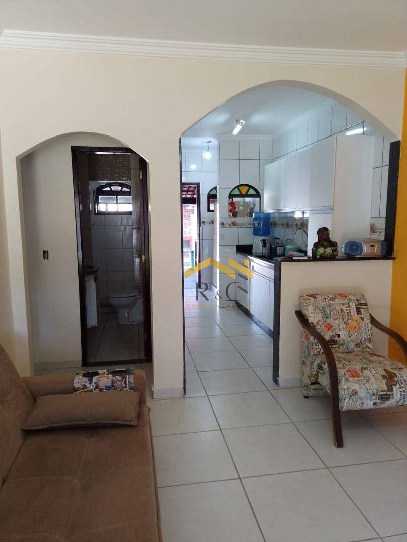 Casa à venda com 2 quartos, 75m² - Foto 8