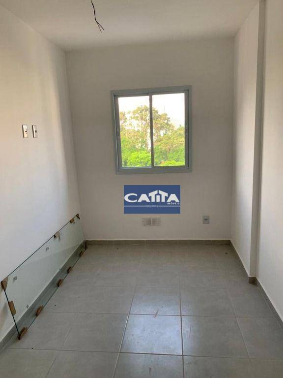 Apartamento à venda com 2 quartos, 40m² - Foto 13