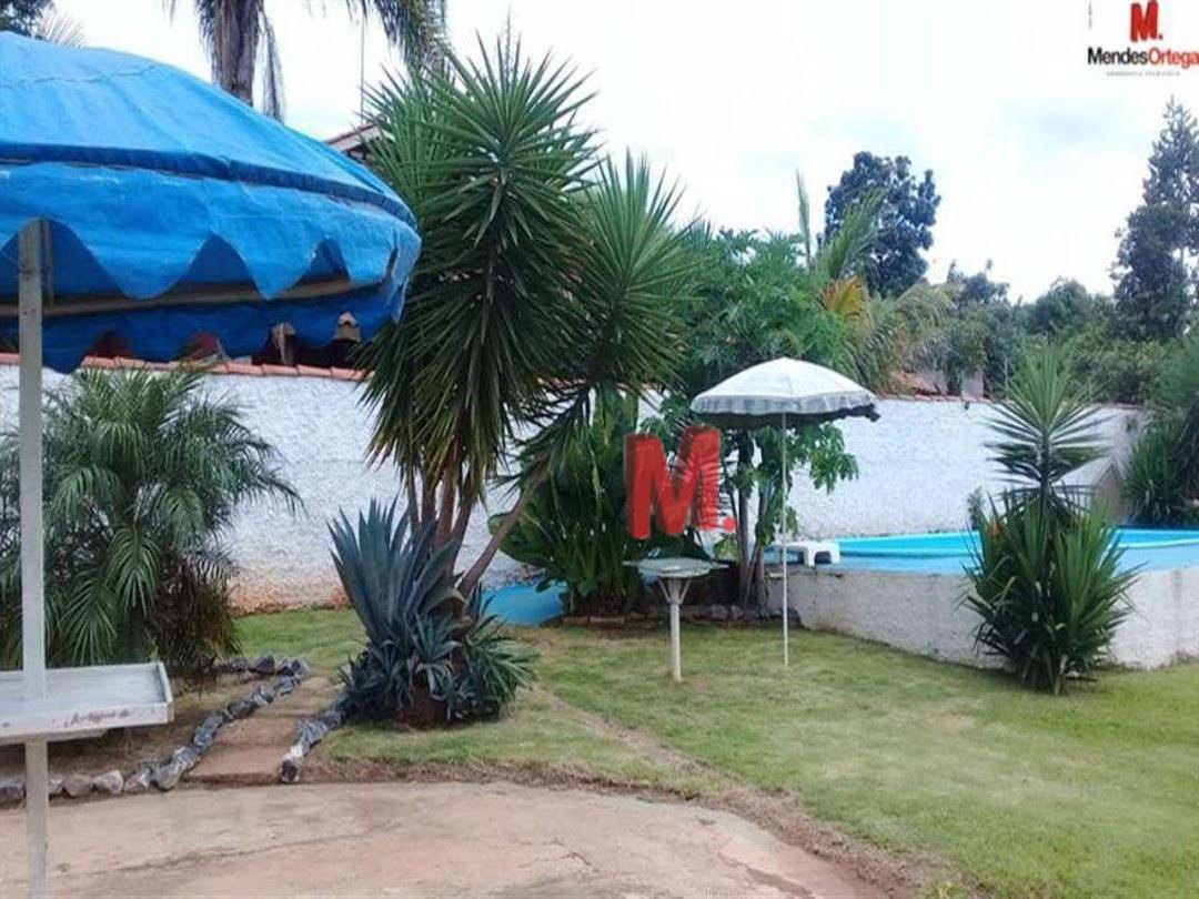 Chácara à venda com 3 quartos, 300m² - Foto 13