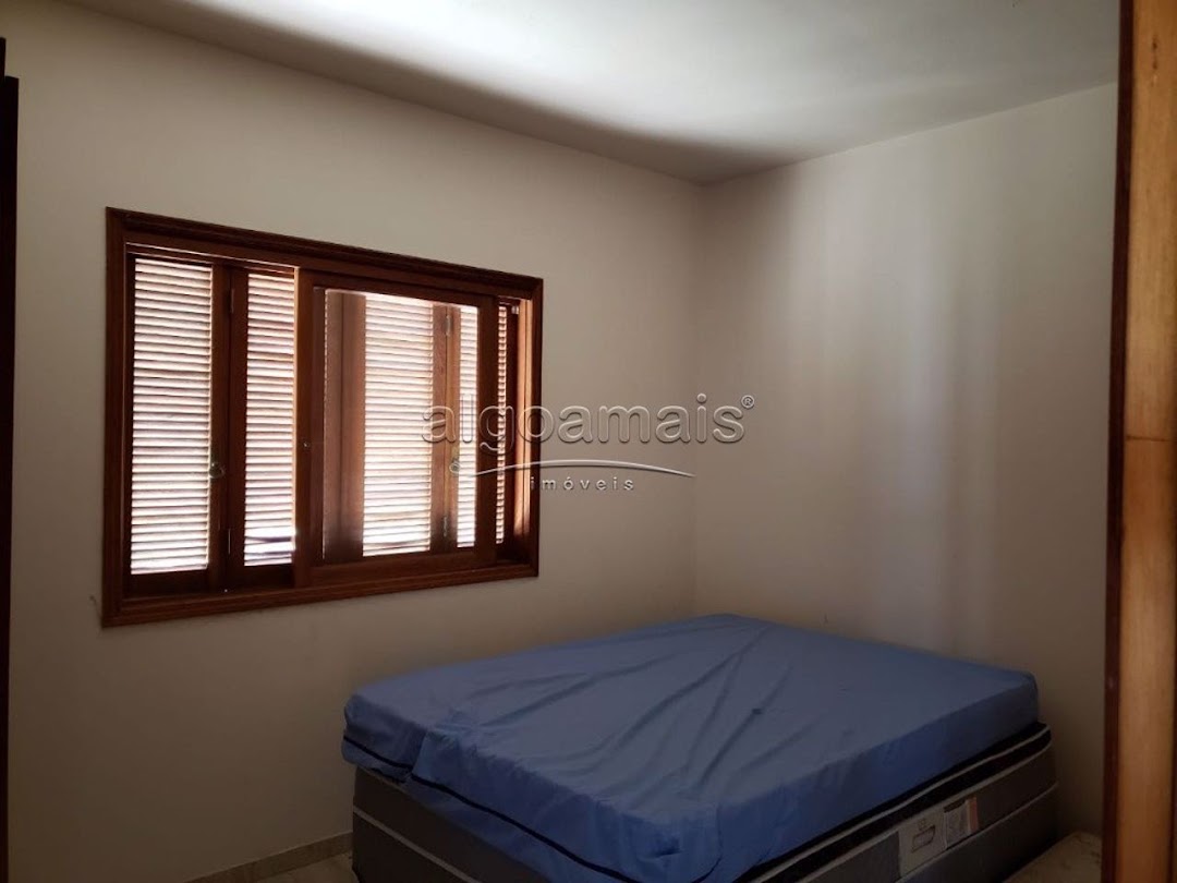 Casa à venda com 3 quartos, 98m² - Foto 5