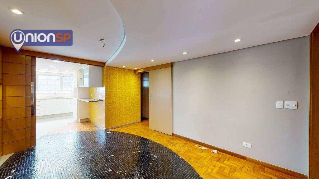 Apartamento à venda com 3 quartos, 125m² - Foto 5