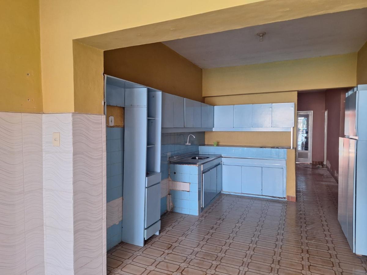 Casa para alugar com 4 quartos, 140m² - Foto 10