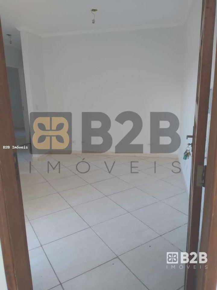 Apartamento à venda com 2 quartos, 66m² - Foto 1