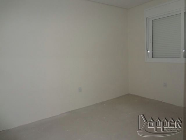 Apartamento à venda com 3 quartos, 193m² - Foto 9