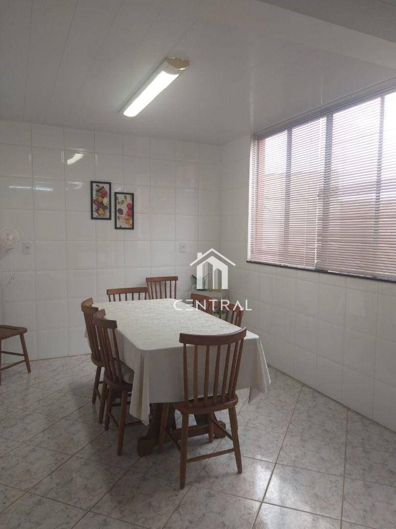 Sobrado à venda com 4 quartos, 248m² - Foto 14