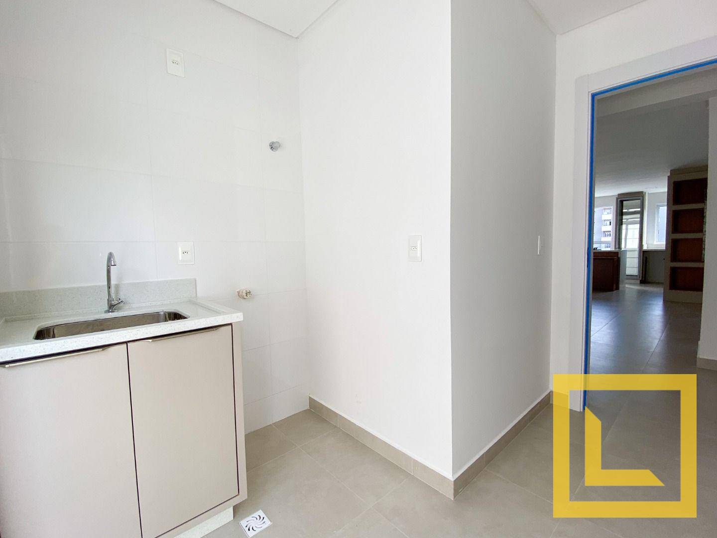 Apartamento à venda com 3 quartos, 170m² - Foto 18