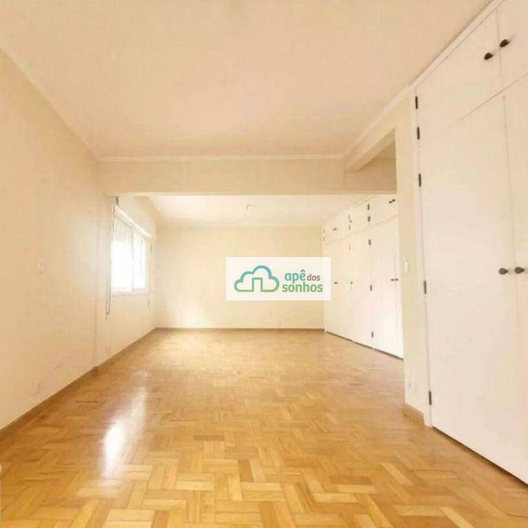 Apartamento para alugar com 3 quartos, 237m² - Foto 10