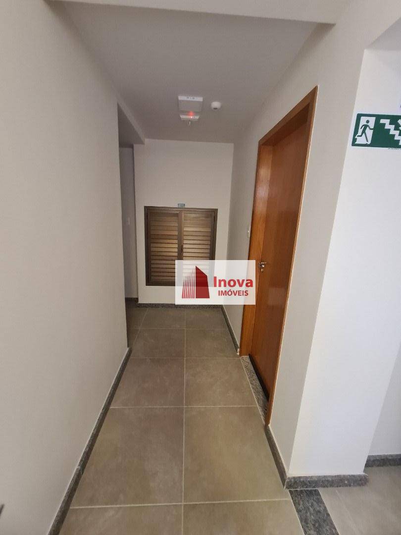 Apartamento à venda com 2 quartos, 72m² - Foto 3