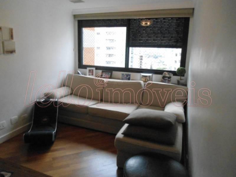 Apartamento à venda com 4 quartos, 210m² - Foto 4