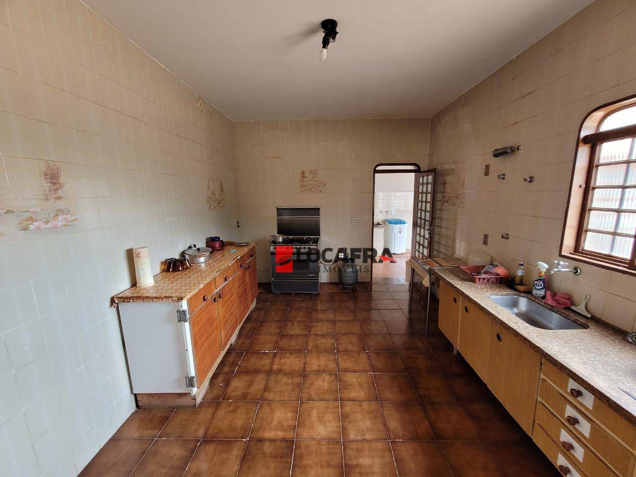 Sobrado à venda e aluguel com 4 quartos, 316m² - Foto 15