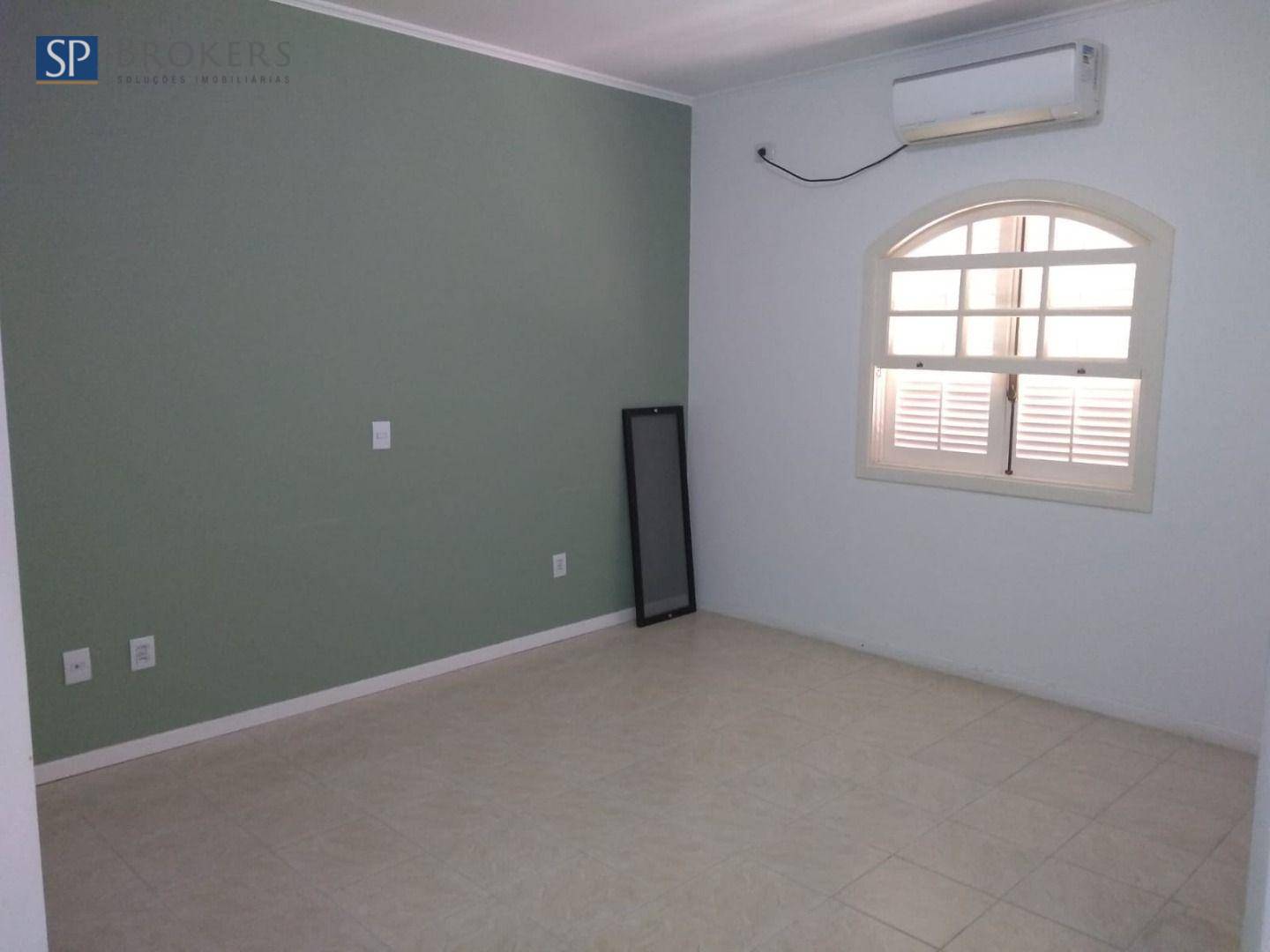 Casa à venda com 3 quartos, 297m² - Foto 8