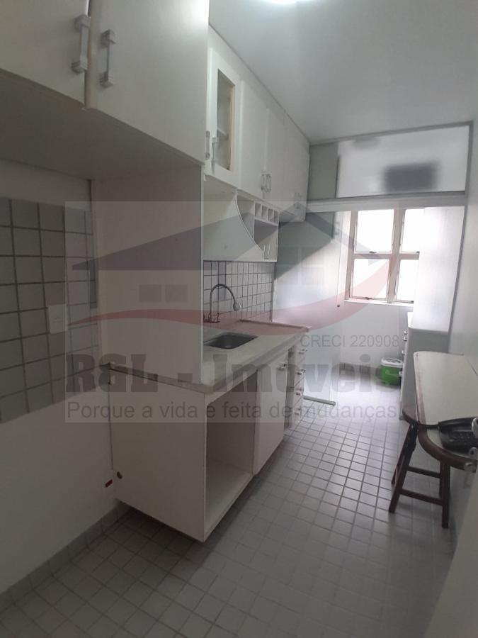 Apartamento à venda com 3 quartos, 61m² - Foto 9