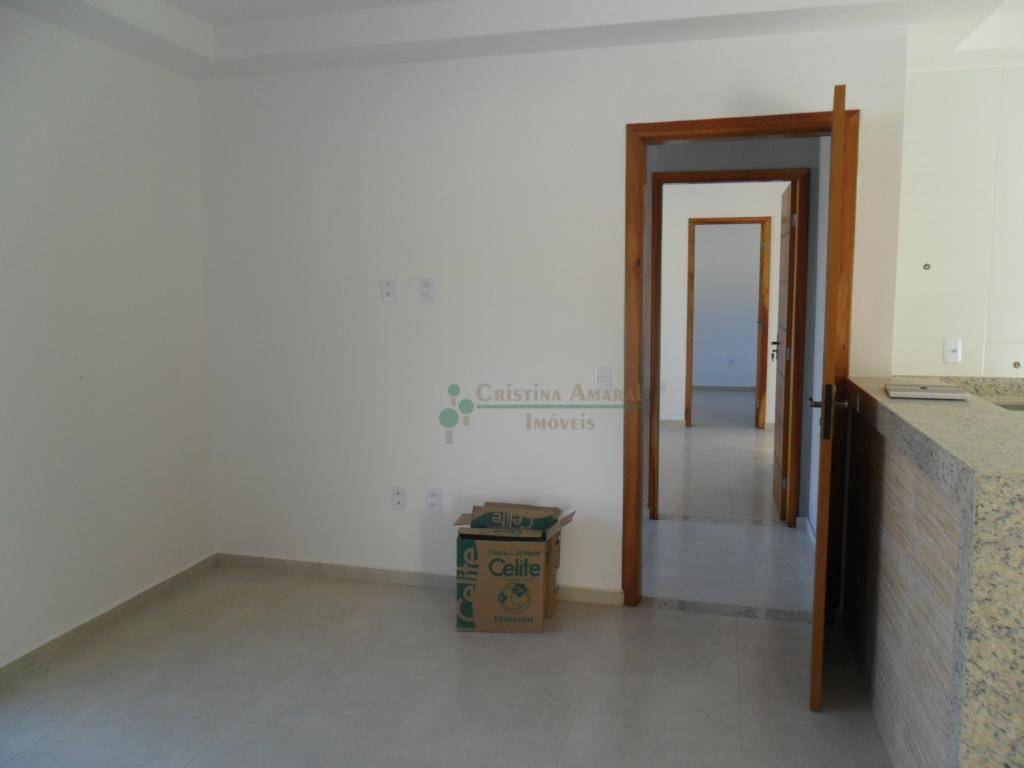 Casa à venda com 2 quartos, 50m² - Foto 10