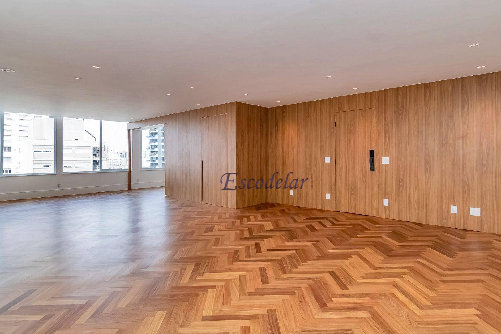 Apartamento à venda com 3 quartos, 289m² - Foto 1