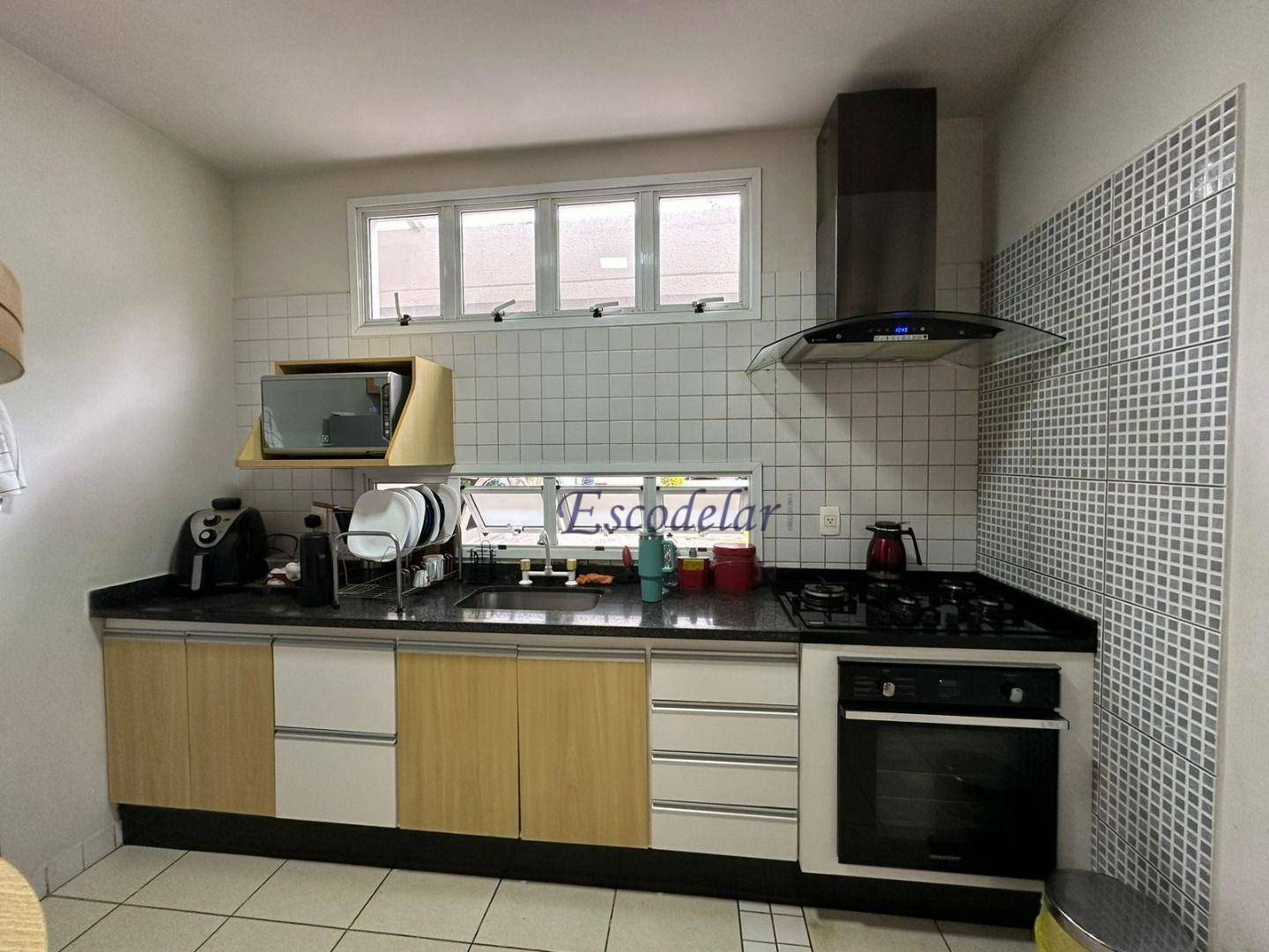 Casa de Condomínio à venda com 3 quartos, 157m² - Foto 4