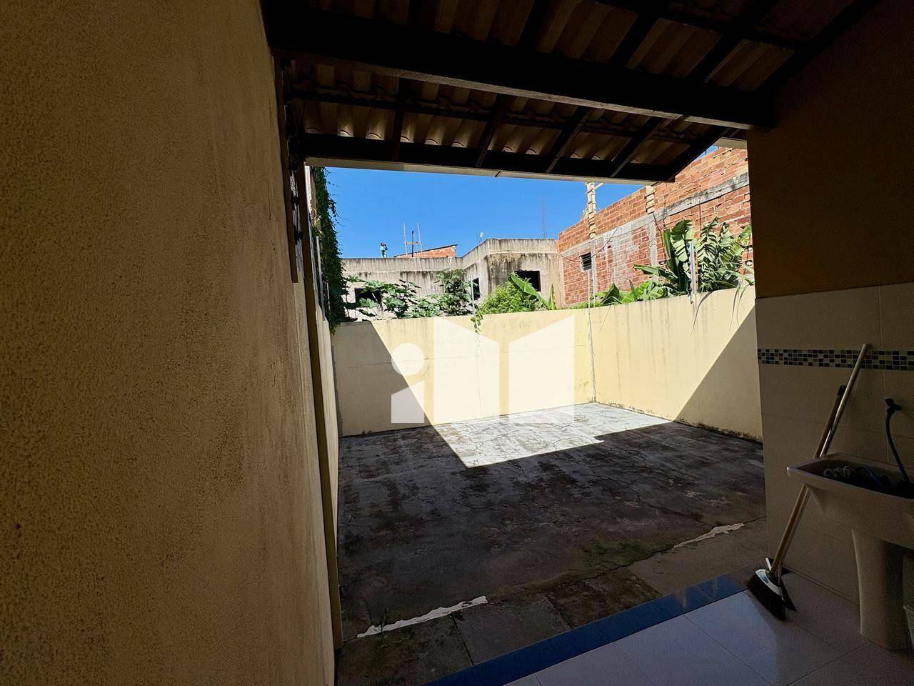 Casa à venda com 2 quartos, 150M2 - Foto 3