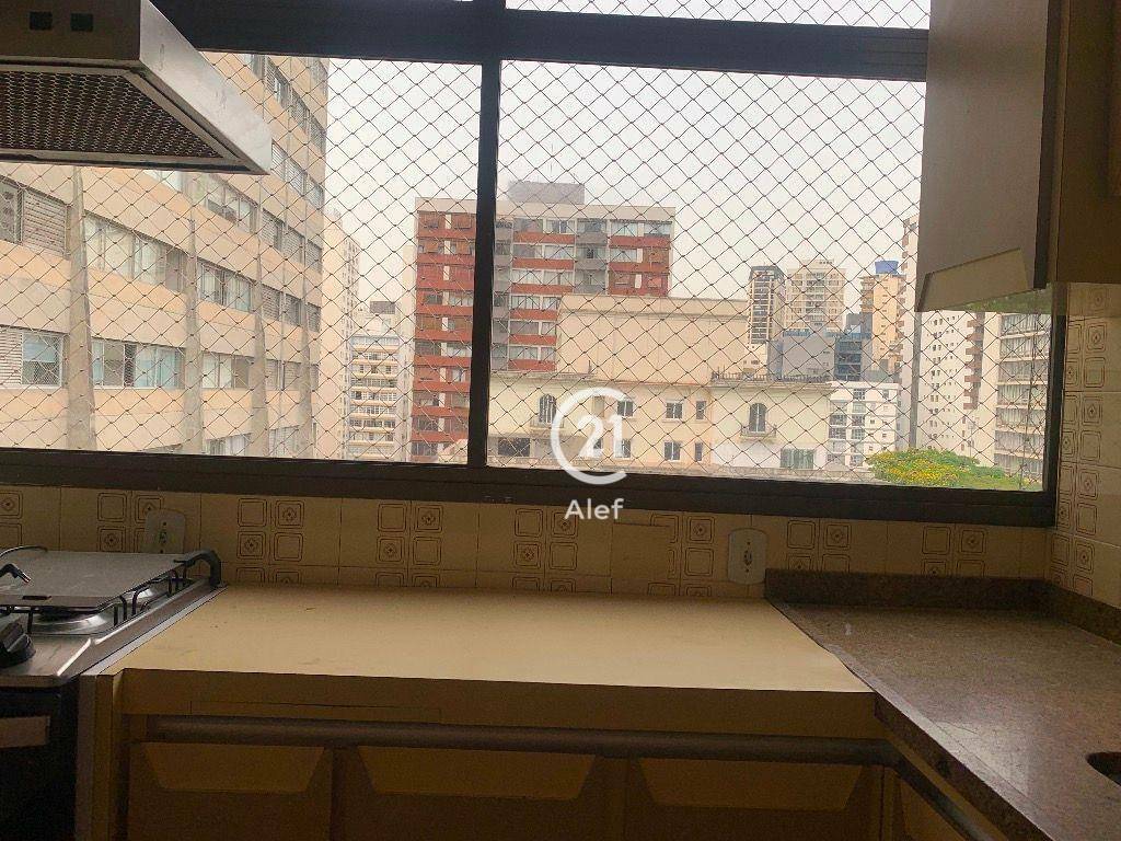 Apartamento à venda com 4 quartos, 240m² - Foto 8