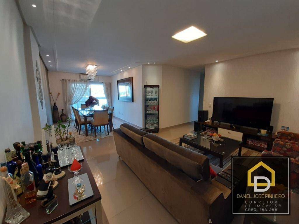 Apartamento à venda com 3 quartos, 157m² - Foto 5